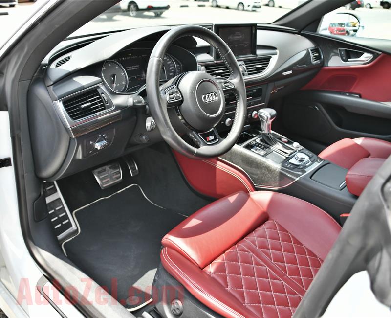 AUDI S7, V8- 2013- WHITE- 158 000 KM- GCC