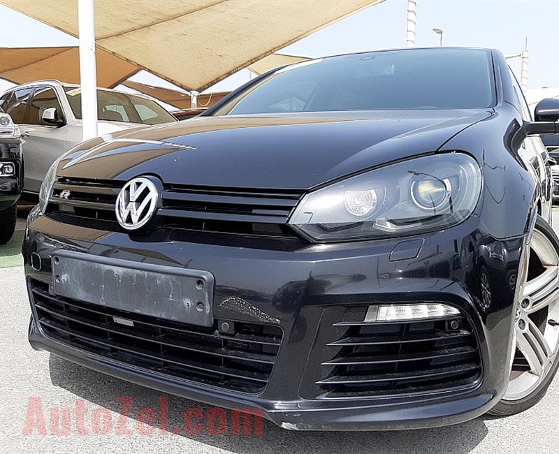 VOLKSWAGEN GOLF R- 2013- BLACK- 95 140 KM- GCC SPECS