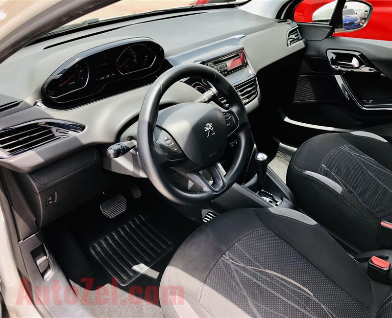 Peugeot 2018 2015 very good condition warranty 