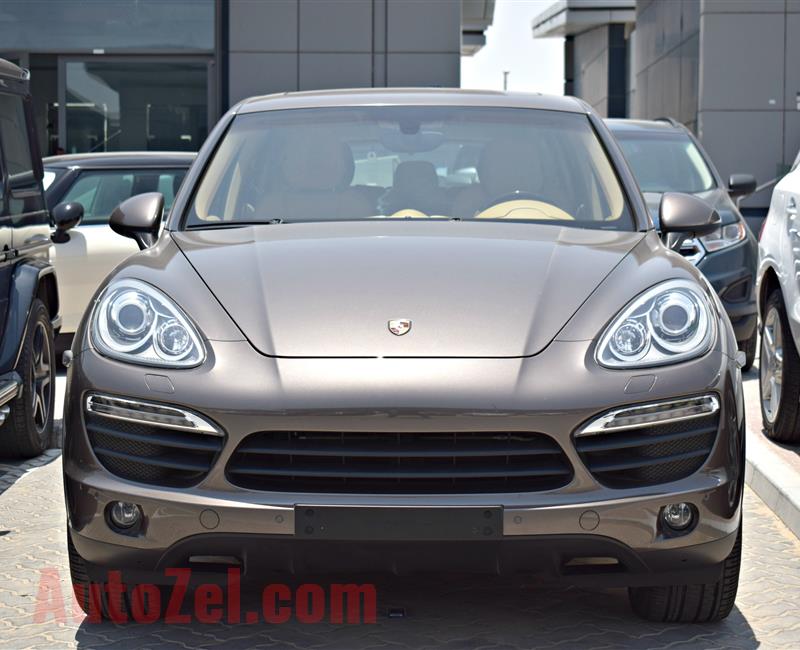 PORSCHE CAYENNE 4.8, V8- 2014- BROWN