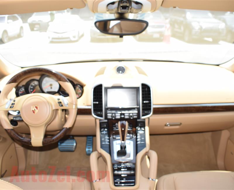 PORSCHE CAYENNE 4.8, V8- 2014- BROWN