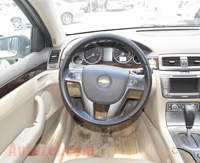 CHEVROLET CAPRICE, V8- 2008- WHITE- 232 000 KM- GCC