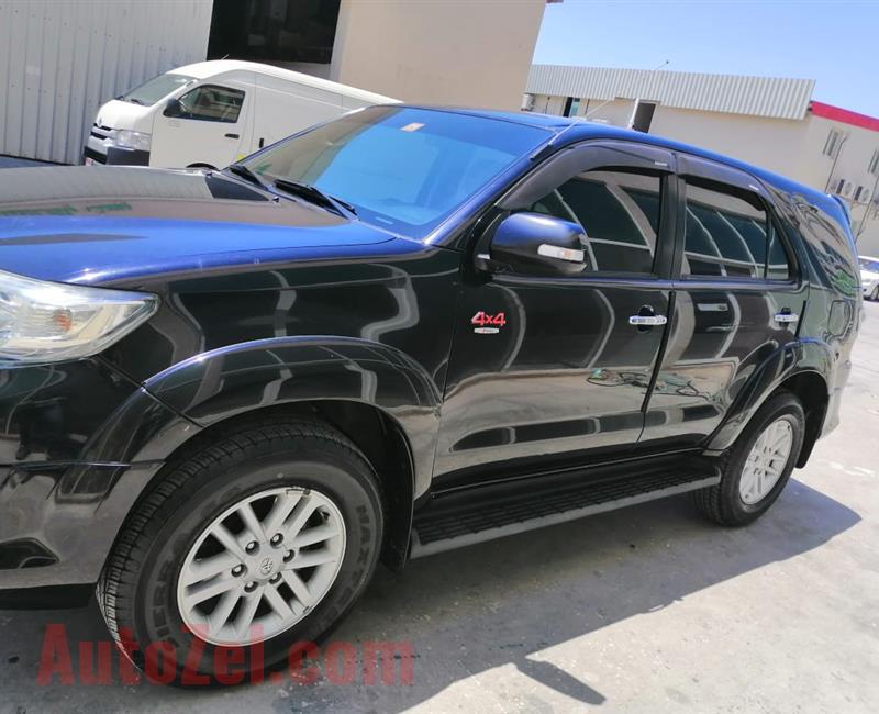 TOYOTA FORTUNER GXR 2.7L TRD-SPORTIVO