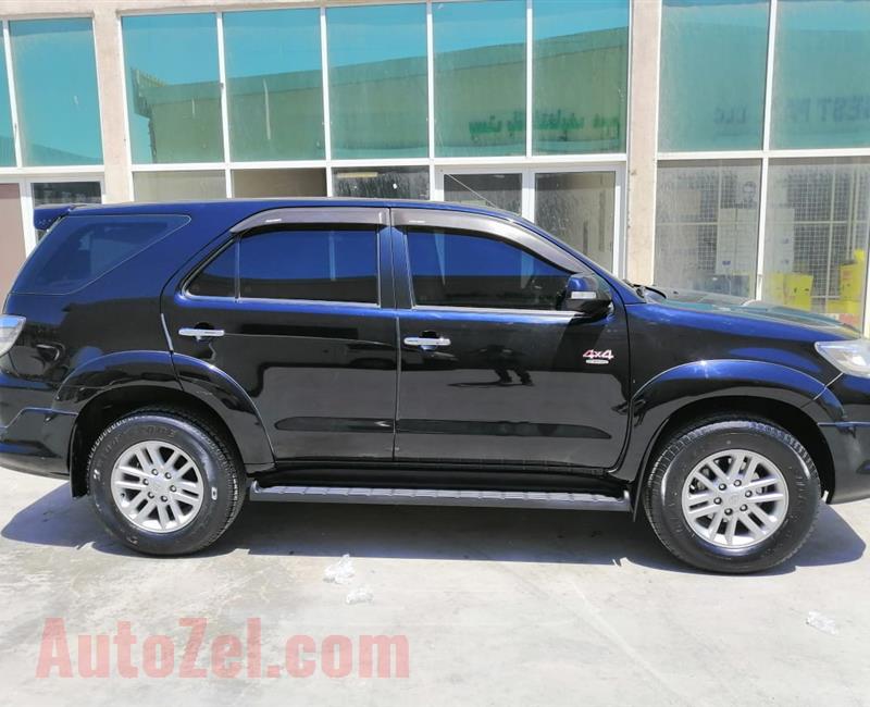 TOYOTA FORTUNER GXR 2.7L TRD-SPORTIVO