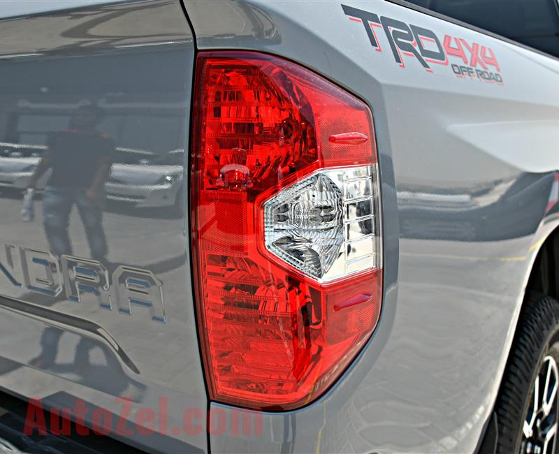 TOYOTA TUNDRA TRD 5.7  MODEL 2019 - SILVER - ZERO KM - V8 -GCC 