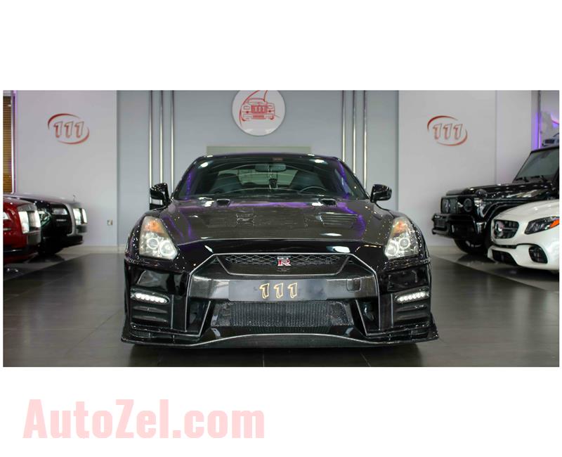 NISSAN GT-R- 2012- GRAY- 72 000 KM