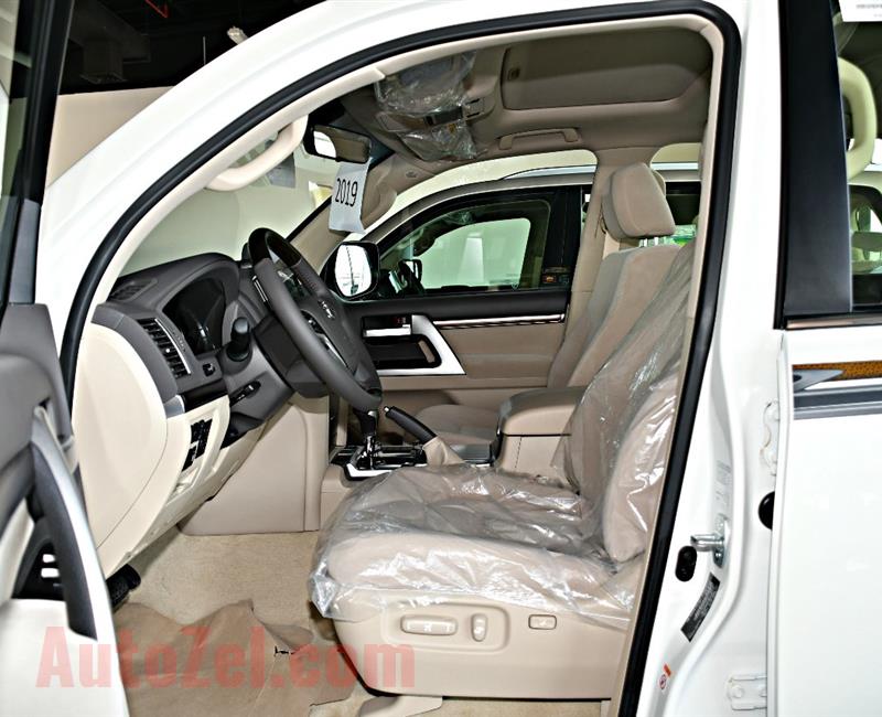 TOYOTA LAND CRUISER  GXR MODEL 2019 - WHITE - ZERO KM - V8 - GCC 