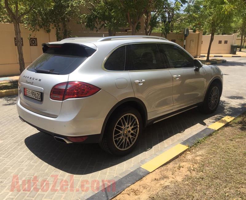 Great condition porche cayenne..with all service records
