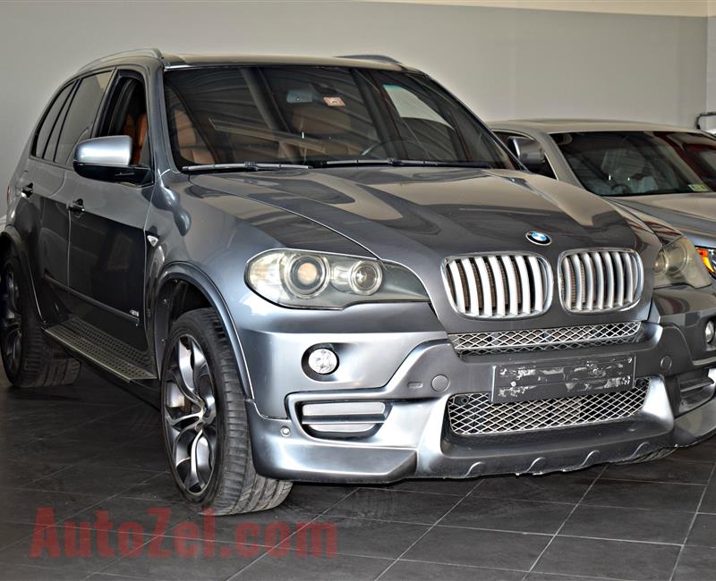 BMW X5 MODEL 2008 - GREY - 188,000 KM - V8 - GCC 