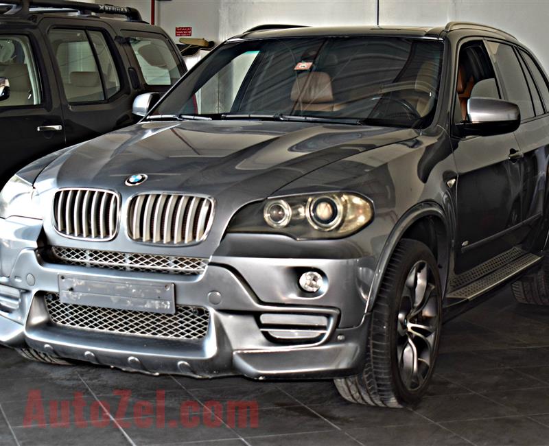 BMW X5 MODEL 2008 - GREY - 188,000 KM - V8 - GCC 