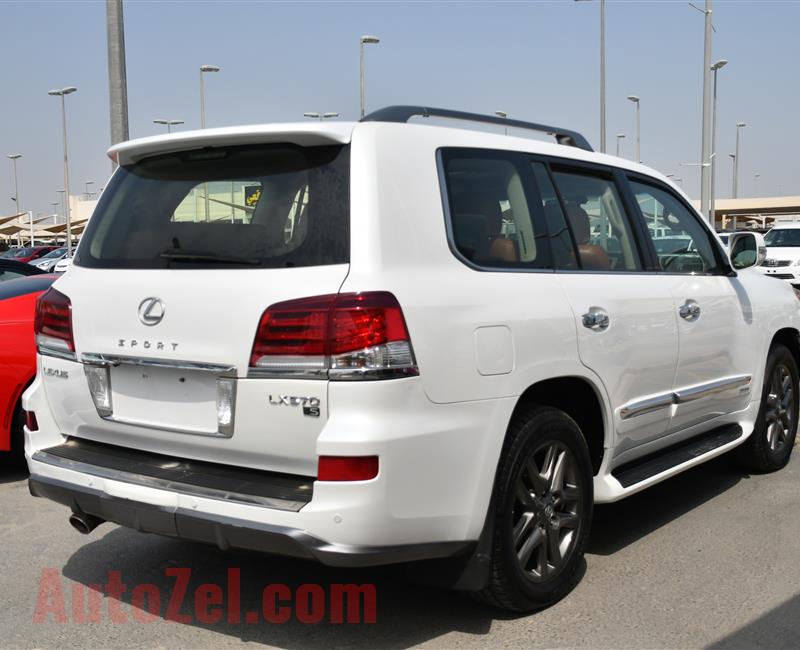 LEXUS LX570- 2012- WHITE- 161 000 KM- GCC SPECS