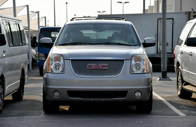 GMC YUKON- 2008- GOLD- 150 000 KM- GCC SPECS