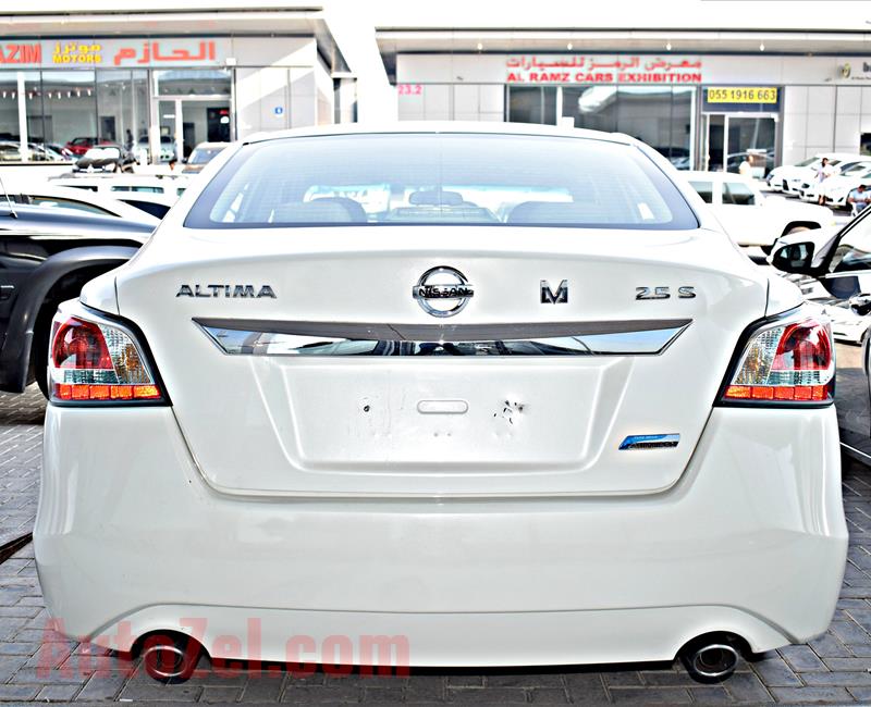 NISSAN ALTIMA 2.5 S MODEL 2016 - WHITE - 127.000 KM - V4 - GCC 