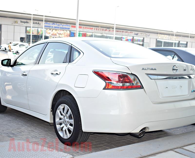 NISSAN ALTIMA 2.5 S MODEL 2016 - WHITE - 127.000 KM - V4 - GCC 