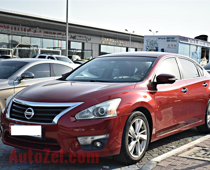 nissan altima model 2013 - red - 250,000 km - v6 - gcc 