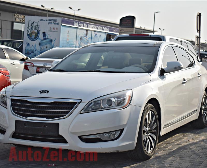 kia cadenza model 2013 - white - 240 ,000 km - v6 - gcc 