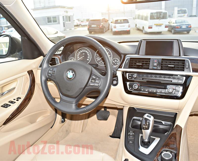 BMW 320I MODEL 2016 - SILVER - 44,000 KM -V4 - GCC 