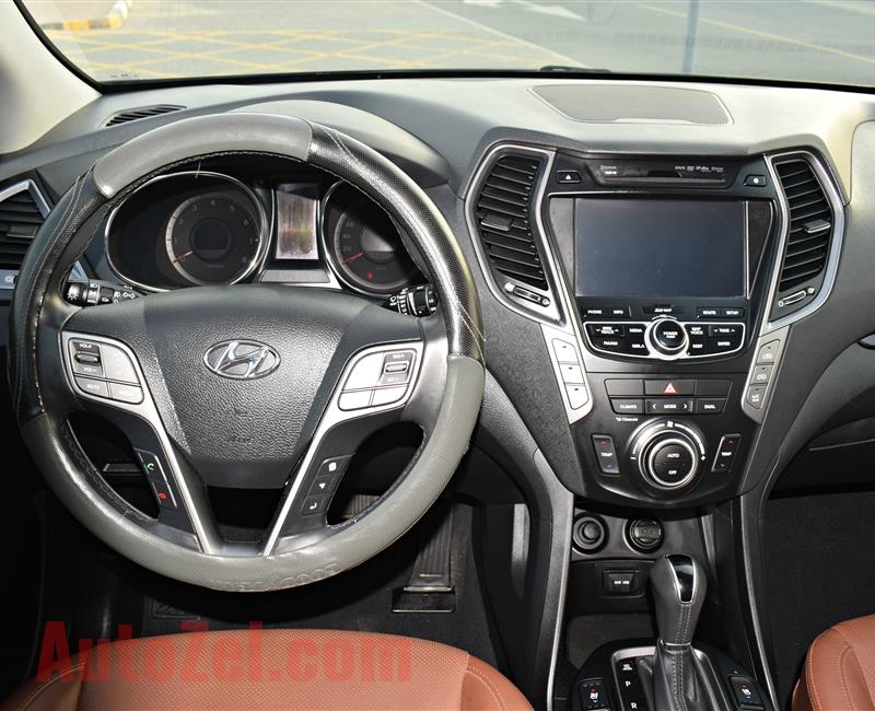 HYUNDAI SANTA FE  3.3L MODEL 2016 - BLACK - 101,000 KM - V4 - GCC 