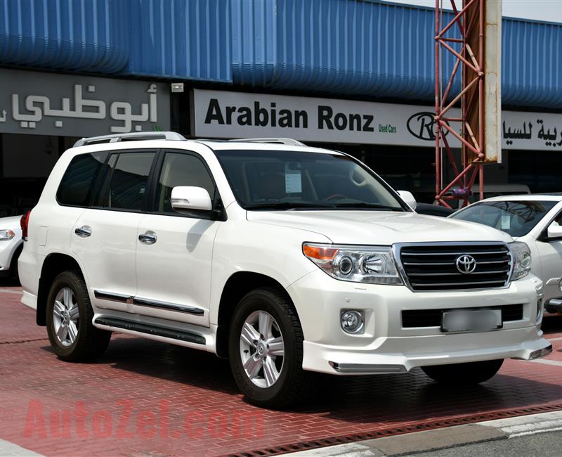 TOYOTA LAND CRUISER, V6- 2014- WHITE- 160 000 KM- GCC