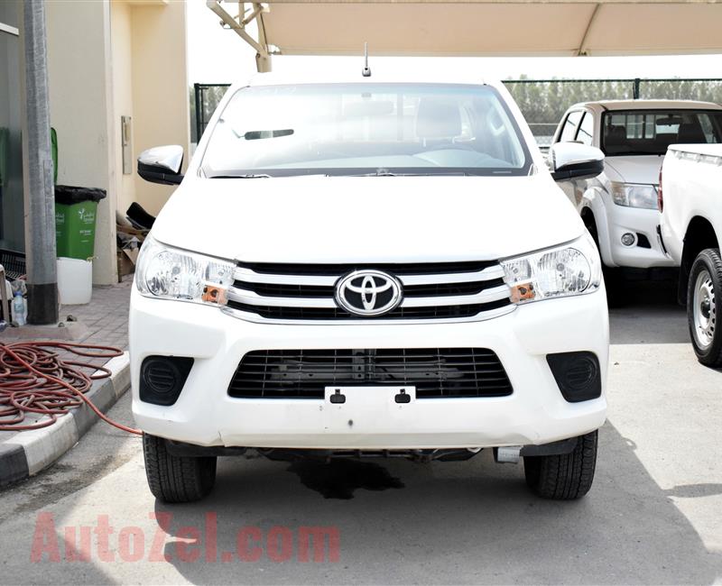 TOYOTA HILUX 4X4 PICK-UP, V4- 2017- WHITE- 55 000 KM- GCC