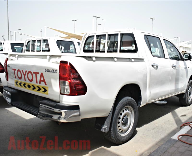 TOYOTA HILUX 4X4 PICK-UP, V4- 2017- WHITE- 55 000 KM- GCC