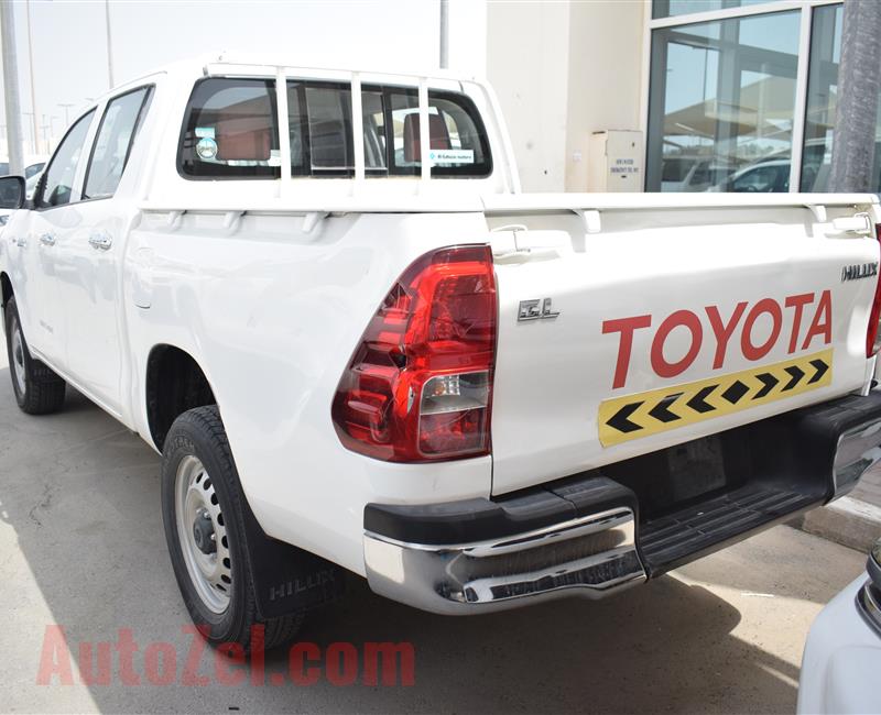 TOYOTA HILUX 4X4 PICK-UP, V4- 2017- WHITE- 55 000 KM- GCC