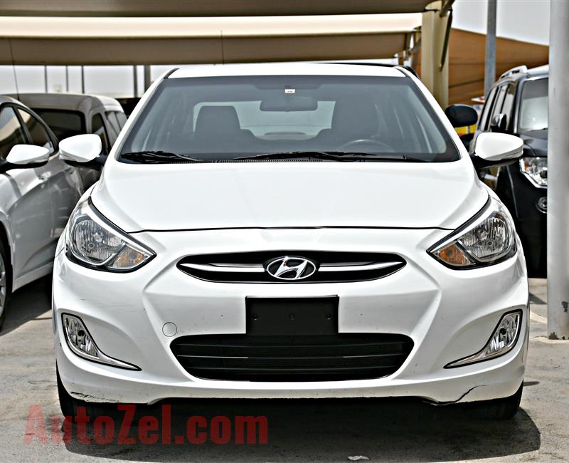 HYUNDAI ACCENT MODEL 2015WHITE - 83,000 KM - V4 - GCC 