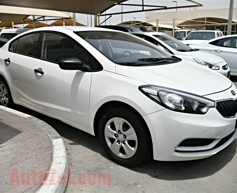 KIA CERATO MODEL 2016 - WHITE - 78,000 KM - V4 - GCC 