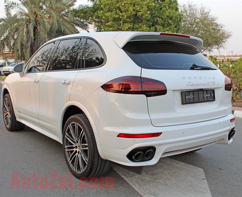 PORSCHE CAYENNE GTS- 2016- WHITE- 35 000 KM- GCC SPECS