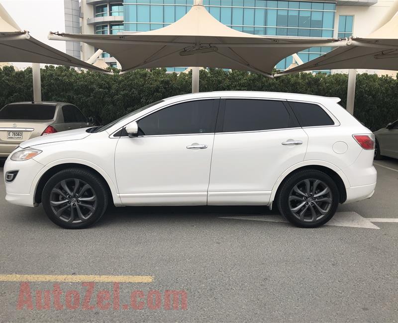 Mazda CX-9 Family car SUV 7 seats 