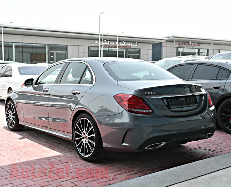 MERCEDES BENZ C200 MODEL 2018 - GREY - 19,000 KM - V4 - GCC 