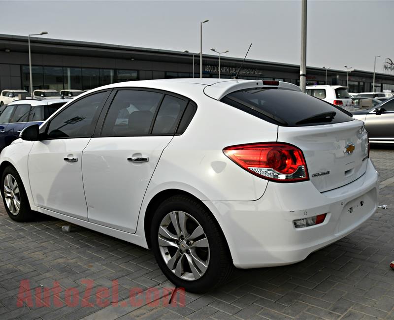 CHEVROLET CRUZE LT MODEL 2016 - WHITE - 70,000 KM - V4 - GCC 