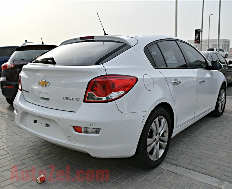 CHEVROLET CRUZE LT MODEL 2016 - WHITE - 70,000 KM - V4 - GCC 