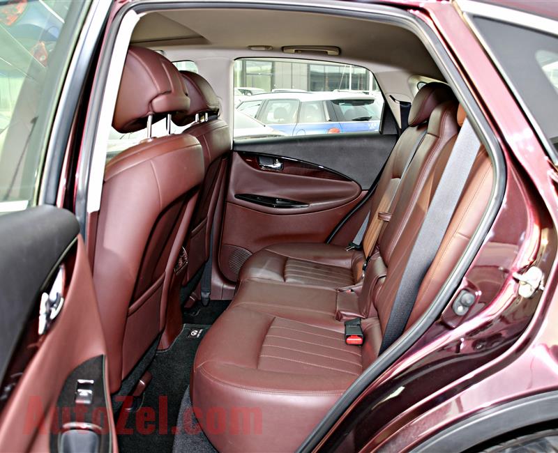 INFINITI QX50 MODEL 2015 - MAROON - 115,000 KM - V6 - GCC 