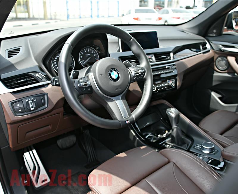 BMW X1 2.5 FULLOPTION MODEL 2018 - WHITE - ZERO KM - V4 - GCC 