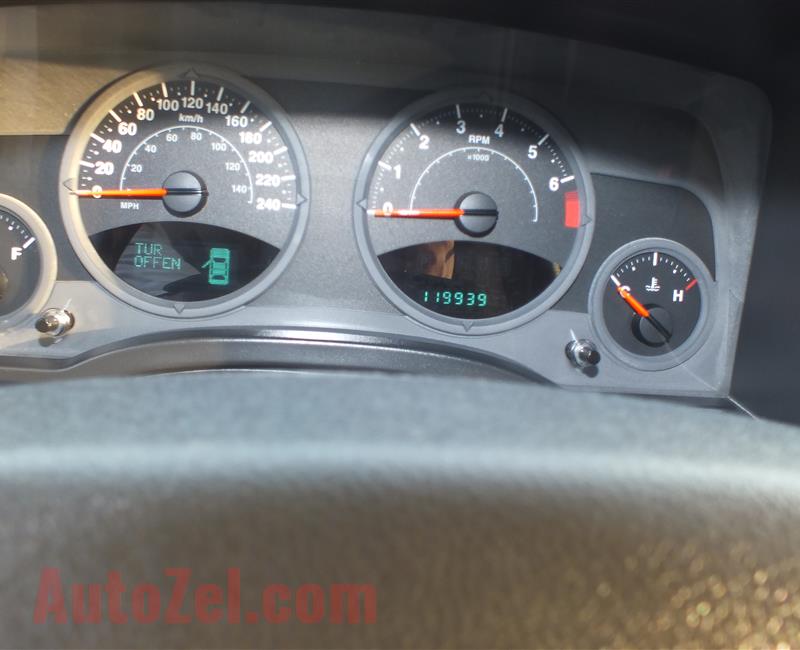 JEEP PATRIOT- 2009- SILVER- 119 000 KM- GCC SPECS