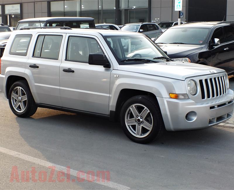 JEEP PATRIOT- 2009- SILVER- 119 000 KM- GCC SPECS