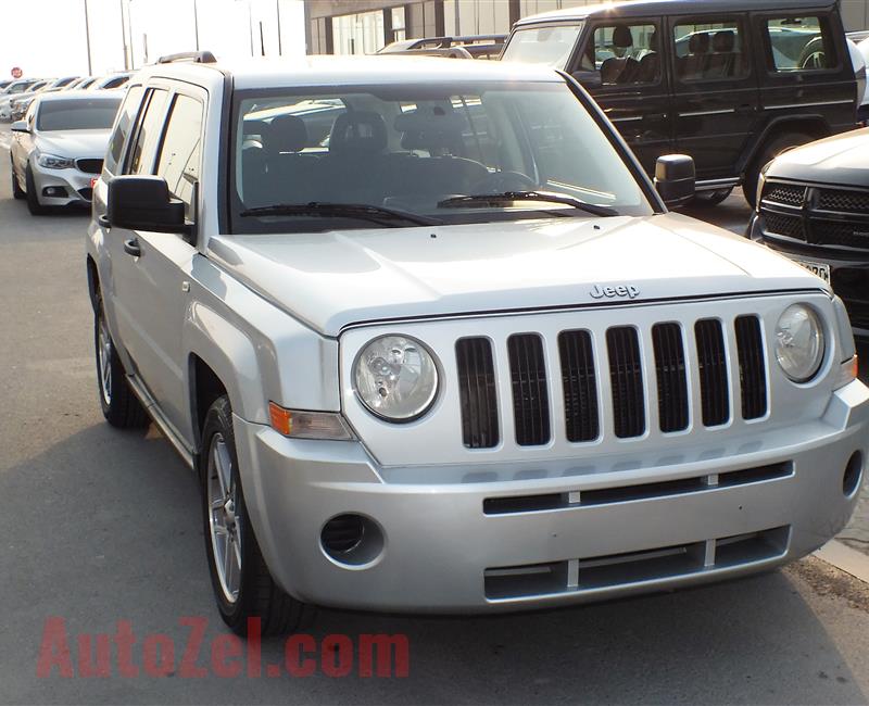 JEEP PATRIOT- 2009- SILVER- 119 000 KM- GCC SPECS