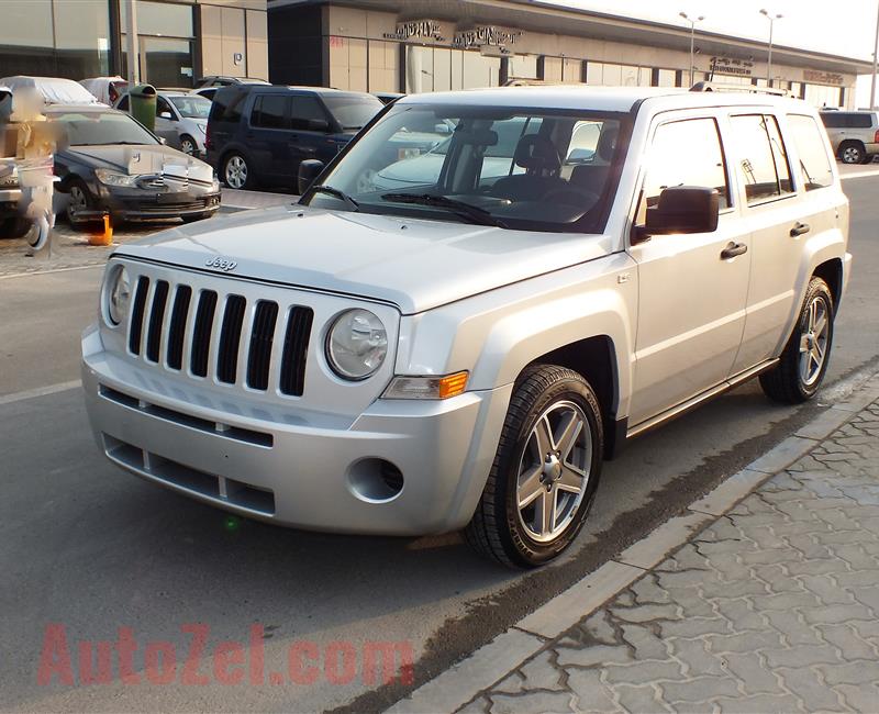 JEEP PATRIOT- 2009- SILVER- 119 000 KM- GCC SPECS