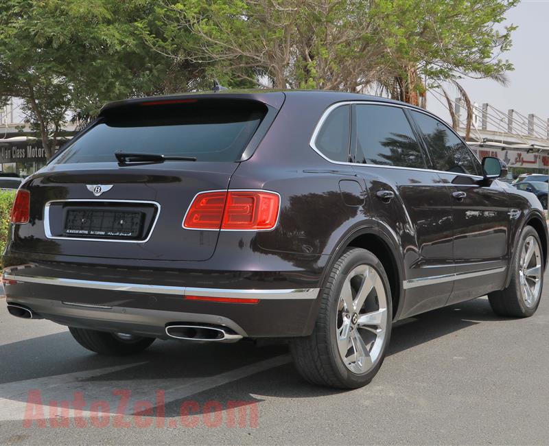 BENTLEY BENTAYGA- 2017- 18 000 KM ONLY- GCC SPECS