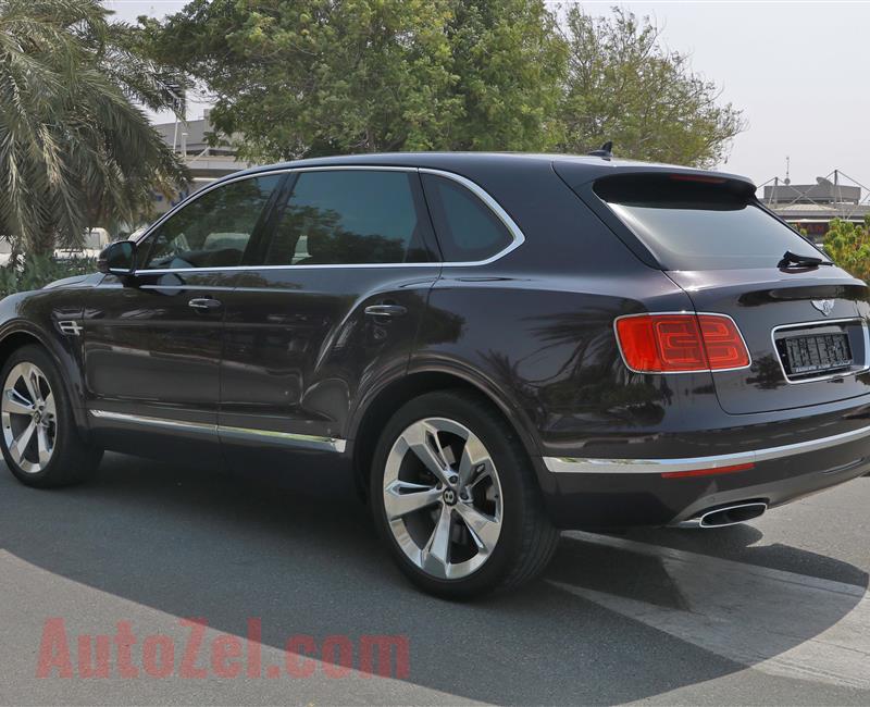 BENTLEY BENTAYGA- 2017- 18 000 KM ONLY- GCC SPECS