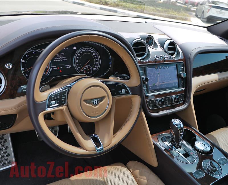 BENTLEY BENTAYGA- 2017- 18 000 KM ONLY- GCC SPECS