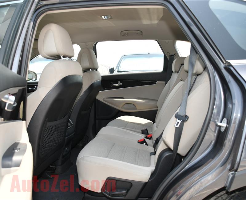 KIA SORENTO, V6- 2016- GREY- 67 000 KM- GCC