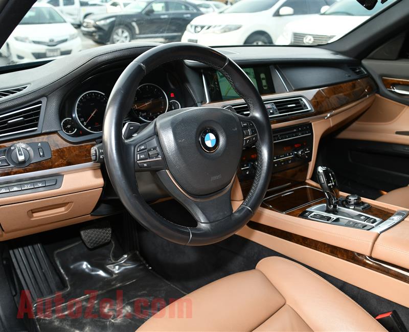 BMW 750Li, V8- 2013- BROWN- 185 000 KM- GCC