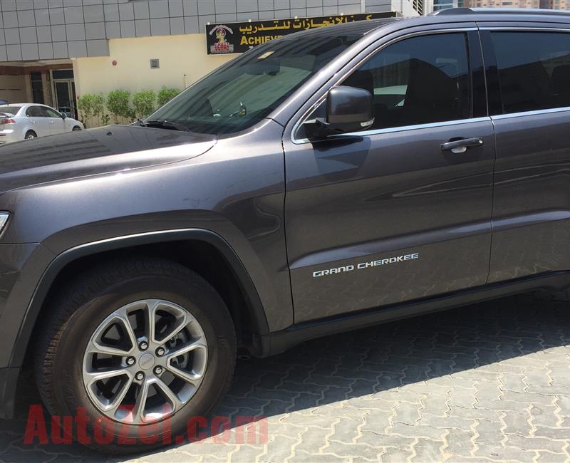 Jeep Grand Cherokee Laredo 2015,  3.6 L, 90000