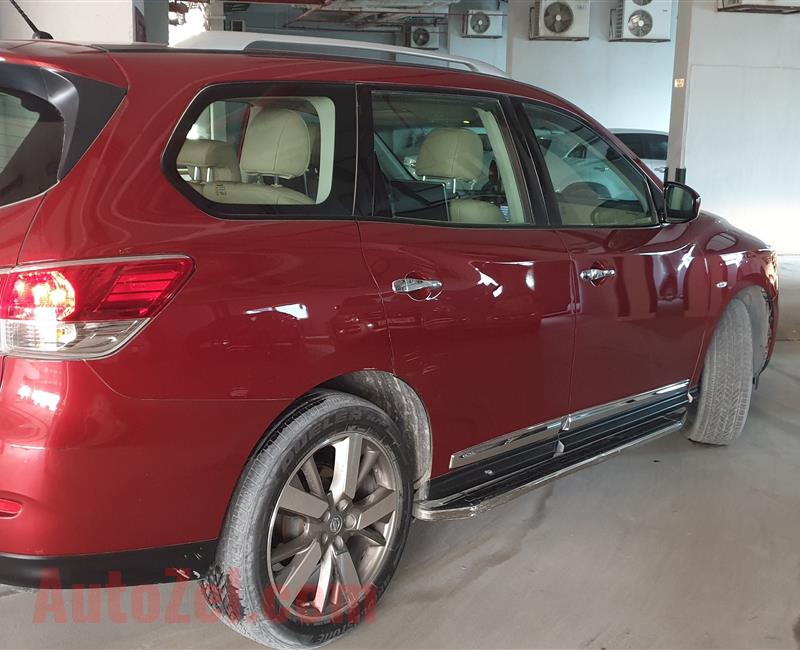 Nissan Pathfinder 2017 - Full Option - 54800 KM - Full History