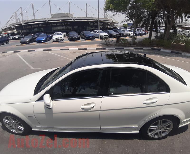 Mercedes Benz c280 gcc panaromic 