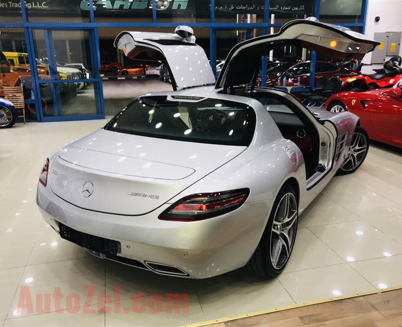 MERCEDES SLS 63 ///AMG, V8 - 2011- SILVER- 23 000 KM- GCC