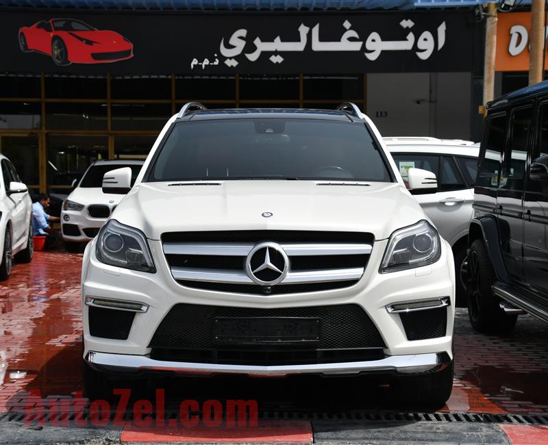 MERCEDES-BENZ GL500- 2013- WHITE- 108 000 KM- GCC SPECS