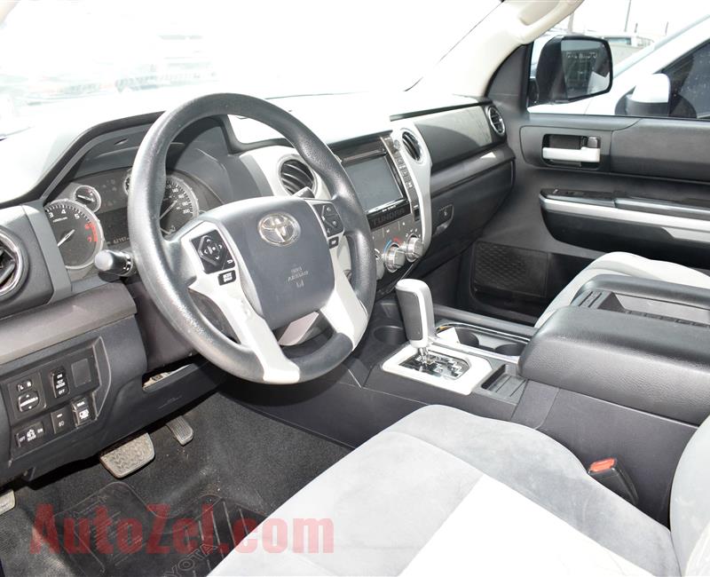 TOYOTA TUNDRA, V8- 2017- SILVER- 78 000 KM- AMERICAN SPECS